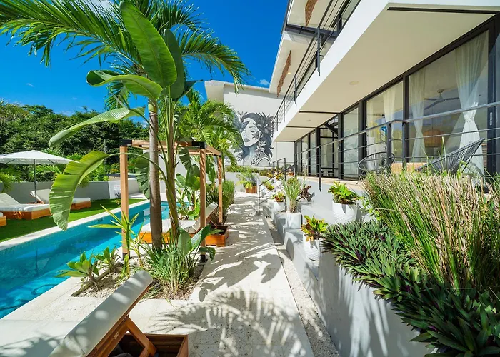 Hotel L'avventura *